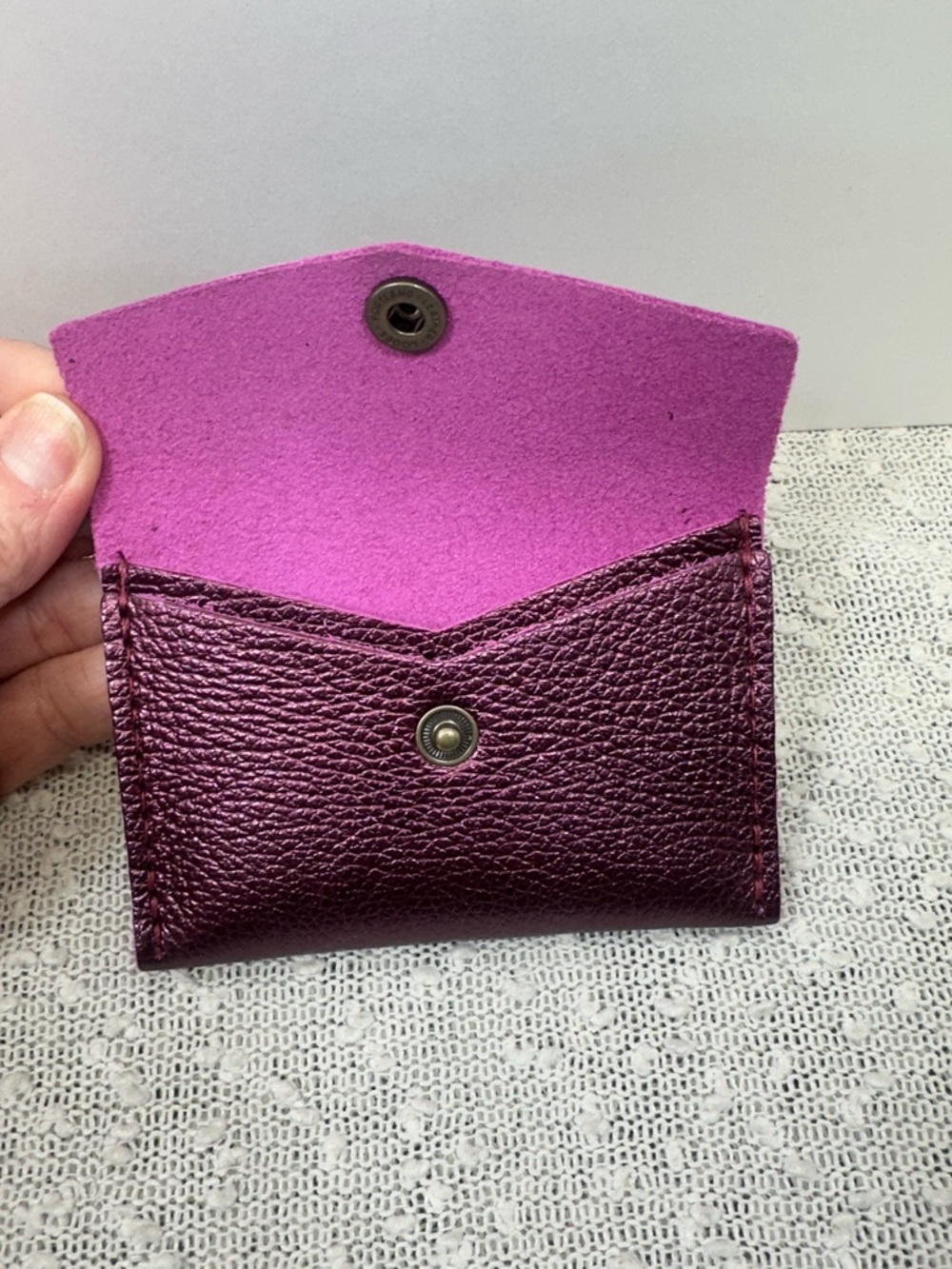 PORTLAND LEATHER GOODS Premium Small Ultraviolet Koala Sling Bag & Snap Wallet - Picture 4 of 12